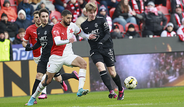 Hrál málo, tak chtěl odejít. Ousou o tom, proč se ze Slavie vrátil do Švédska