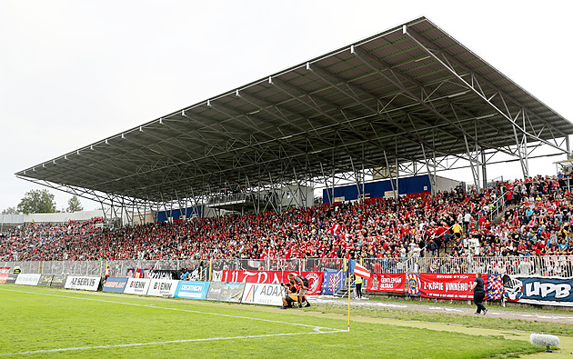 Stadion Zbrojovky přestává splňovat normy první ligy, město slibuje opravy