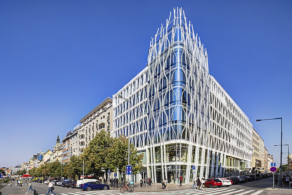 Budova he Flow Building na rohu Václavského nám�stí a Opletalovy ulice vyvolal...