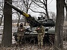 Ukrajintí tankisté u Bachmutu