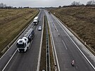 Po d�lnici D1 na P�erovsku by mohli �idi�i od p��t�ho roku leg�ln� jezdit...