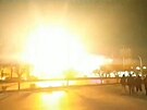 Snímky explozí v íránském Isfahán. Íránské ministerstvo obrany uvedlo, e na...