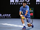 Novak Djokovi bhem semifinálového utkání na Australian Open.