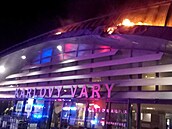 V noci na neděli vyjížděli hasiči k požáru izolace letiště Karlovy Vary. (29....