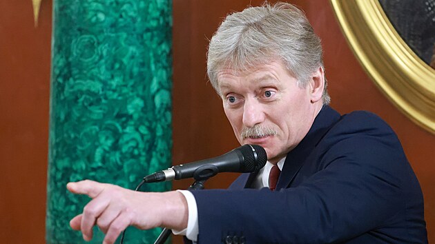 Peskov: Dodávky zbraní Moskva vnímá jako přímé zapojení do konfliktu