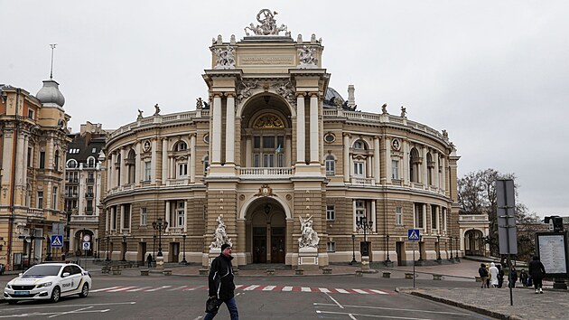 Divadlo opery a baletu v historickém centru ukrajinského města Oděsa. Centrum je nově na seznamu světového kulturního dědictví UNESCO. (25. ledna 2023)