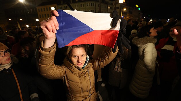 Novým prezidentem Češi zvolili Petra Pavla. Na řadě míst se začíná oslavovat. (28. ledna 2023)