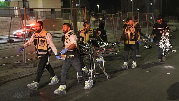 Střelba ve východním Jeruzalémě si vyžádala sedm mrtvých a deset zraněných, podle policie šlo o teroristický útok. (27. ledna 2023)