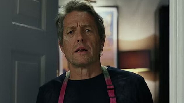 Hugh Grant ve filmu Na noe: Glass Onion (2022)