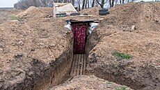 Zákopy na bývalé frontové linii v Chersonské oblasti (11. ledna 2023)