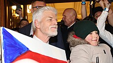 Novým prezidentem Češi zvolili Petra Pavla. Na řadě míst se začíná oslavovat....