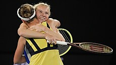 Barbora Krejíková a Kateina Siniaková ve finále Australian Open.