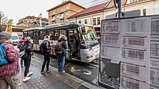 Jedna ze starích zastávek mezimstské autobusové dopravy na Pospíilov tíd,...