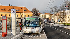 Po rekonstrukci kiovatky Fortna u zimního stadionu v Hradci Králové vznikly...