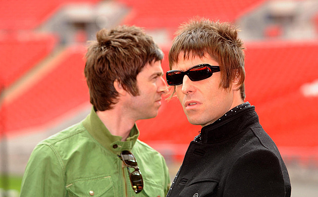 Smíří se po letech Liam s Noelem a obnoví slavné Oasis? Definitivně. Možná