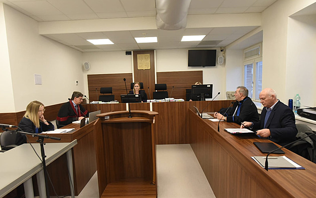 Soud ve Vsetíně začal projednávat kauzu otrávené řeky Bečvy. (leden 2023)