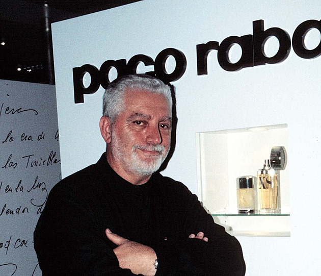 Módní svět ztratil další ikonu, v 88 letech zemřel vizionář Paco Rabanne