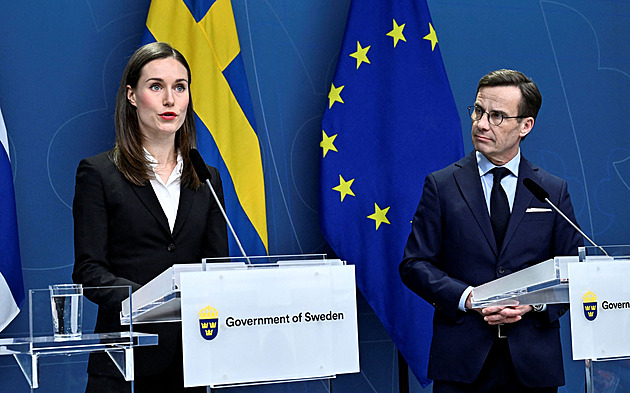 Turecko chce schválit vstup Finska do NATO před volbami, Švédsko si počká