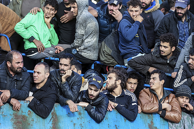 EU se shodla na migrační reformě, její součástí bude povinná solidarita