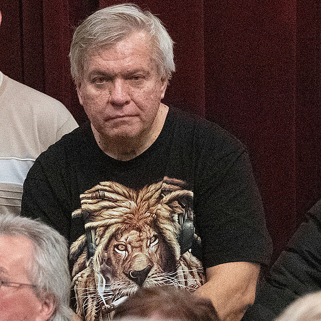 Měl jsem v životě dvě stě dívek, museli ze mě vymítat ďábla, říká lékař Barták