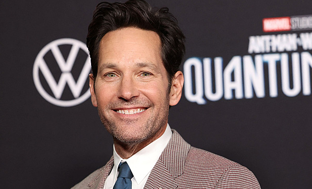 Mám recept na mladistvý vzhled, vyzkoušejte ho, radí padesátník Paul Rudd
