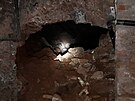 Ve sklep domu na Krakonoov námstí v centru Trutnova se zítila ást stropu....