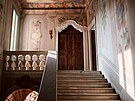 Impozantní schodit s freskami z roku 1750 vede do takzvaného piana nobile...