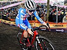 eská cyklokrosaka Kristýna Zemanová v závod juniorek na MS v Hoogerheide.