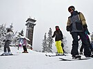 Se snenm a teplotami pod nulou se na konci ledna vrtila na sjezdovky zimn...