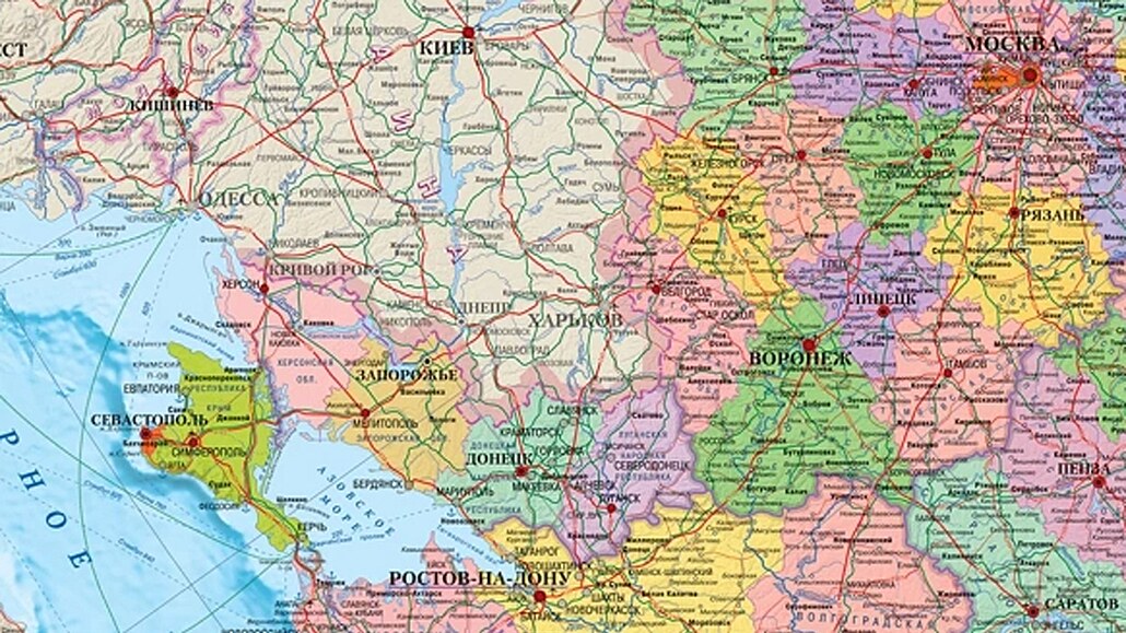V knihkupectvích se objevily mapy Ruska s novými regiony.