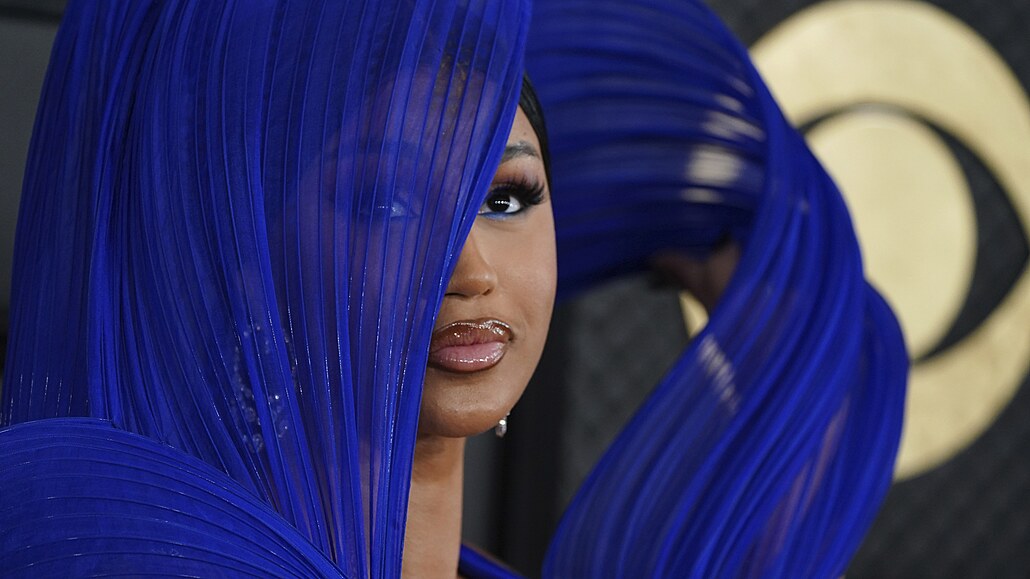 Zp�va�ka Cardi B na 65. ro�níku cen Grammy