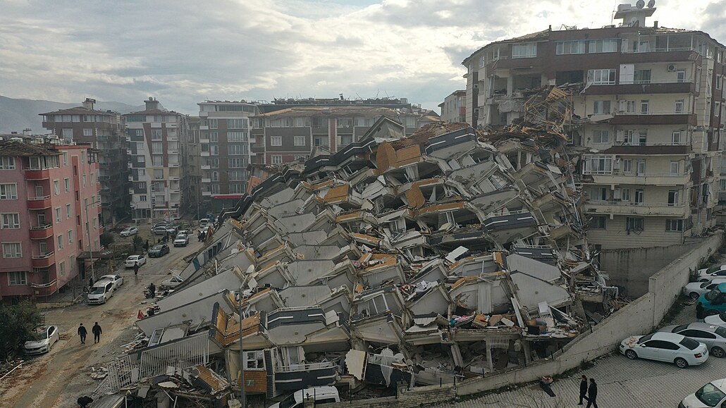 Následky silného zemtesení v tureckém Hatayi (7. února 2023)