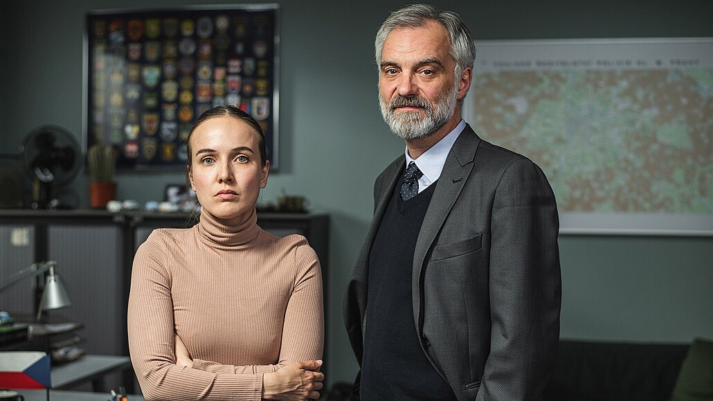 Tereza Ramba a Ivan Trojan v minisérii Docent