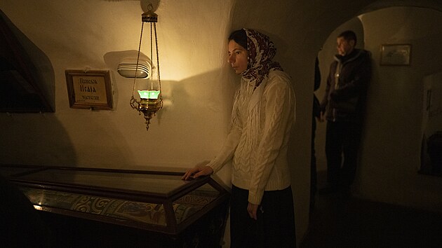 Modlitba v katakombách Kyjevskopečerské lávry (5. února 2023)