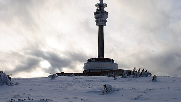 Pohled na nejvy��� horu Jesen�k� Prad�d.