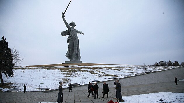 Rusk dikttor Vladimir Putin na oslavch osmdestho vro bitvy u Stalingradu, dnenho Volgogradu (2. nora 2023)