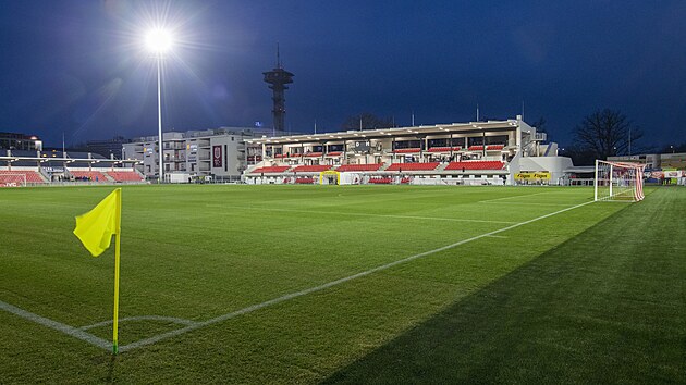 FK Pardubice ve středu představil nově zrekonstruovaný Stadion Arnošta Košťála, který však bude vystupovat také pod názvem CFIG Arena. (1. února 2023)