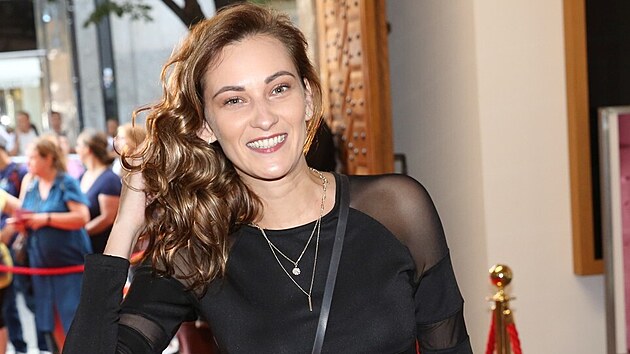 Herečka Barbora Jánová (Praha, 5. září 2022)
