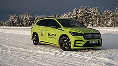 Škoda vytvořila s modelem Enyaq RS iV dva oficiální světové rekordy v driftu na...