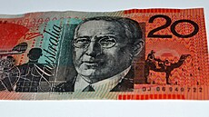 Na dvacetidolarové australské bankovce je zobrazen presbyteriánský duchovní...