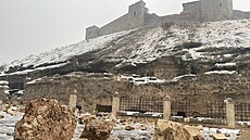 Hrad z 2. století naeho letopotu, který stojí na kopci v tureckém Gaziantepu,...