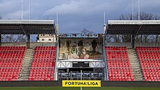 Nový pardubický stadion, který stál 424 milion korun, byl postaven za necelé...
