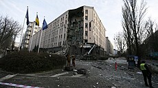 Budova v centru Kyjeva poničená ruským útokem (ilustrační snímek) | na serveru Lidovky.cz | aktuální zprávy
