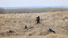 Rutí vojáci na cviení v Belgorodské oblasti u hranic s Ukrajinou (6. prosince...