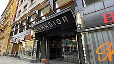 Vstup do hotelu Grandior, kde došlo k vraždě (5. února 2023)