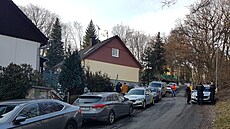 V domě v litvínovské čtvrti Chudeřín se našli dva mrtví lidé. Případ vyšetřují...