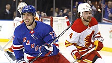 Filip Chytil (72) z New York Rangers práv pekonal gólmana Jacoba Markströma z...