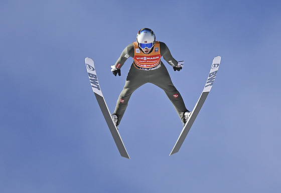 Norský skokan na lyích Halvor Egner Granerud bhem Svtového poháru v Lake...