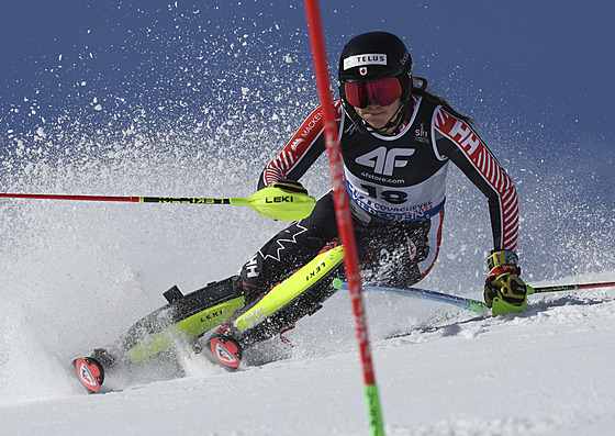 Kana�anka Laurence St-Germainová na trati slalomu na mistrovství sv�ta ve...