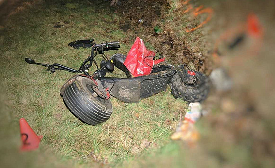 U Sme�na na Kladensku brzy ráno zem�el po srá�ce s autobusem mu� na...